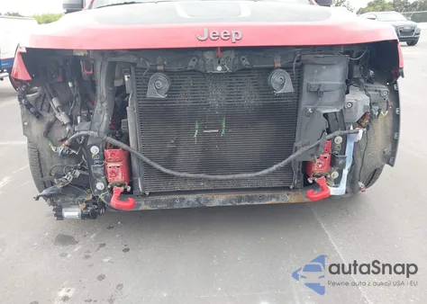 2017 Jeep Grand Cherokee Trailhawk 4X4 from USA, damaged, VIN 1C4RJFLG4HC694878